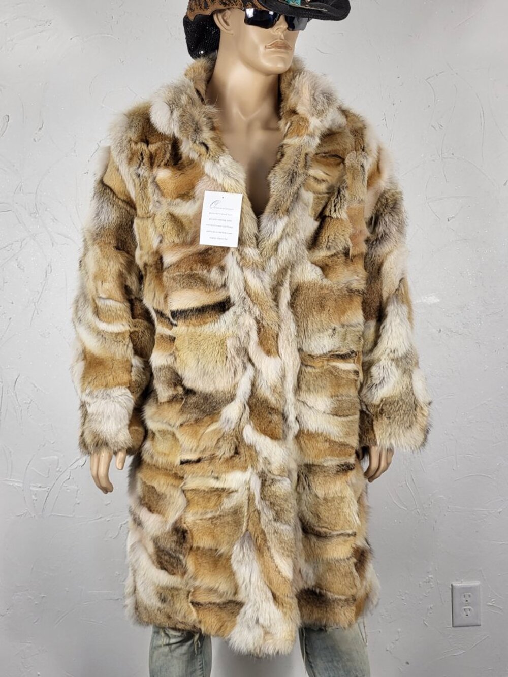 VINTAGE~M/L~MENS BROWN BEIGE GENUINE REAL COYOTE FUR COAT JACKET FULL LENGTH